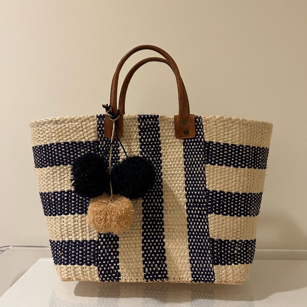 Mar Y Sol Large Straw Tote in Navy/Natural Stripe
